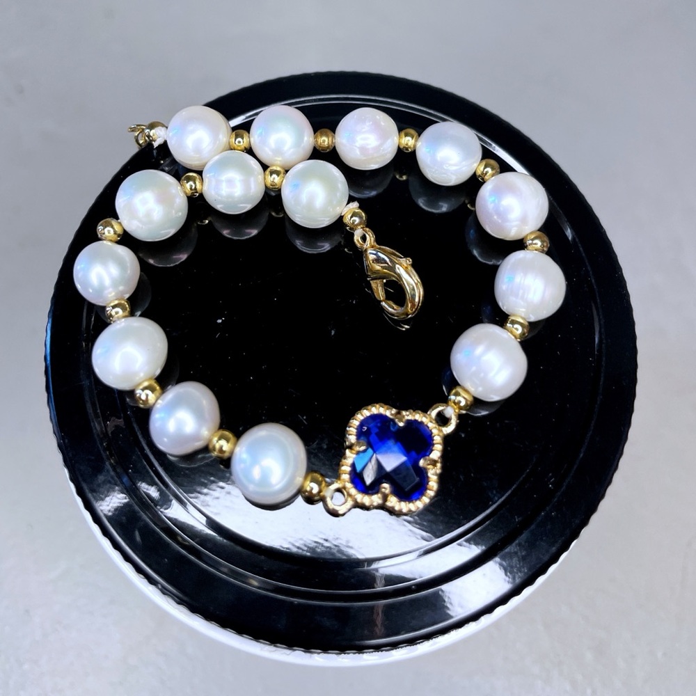 New White Pearl Gold Plated Bracelet - Picture 6 of 11